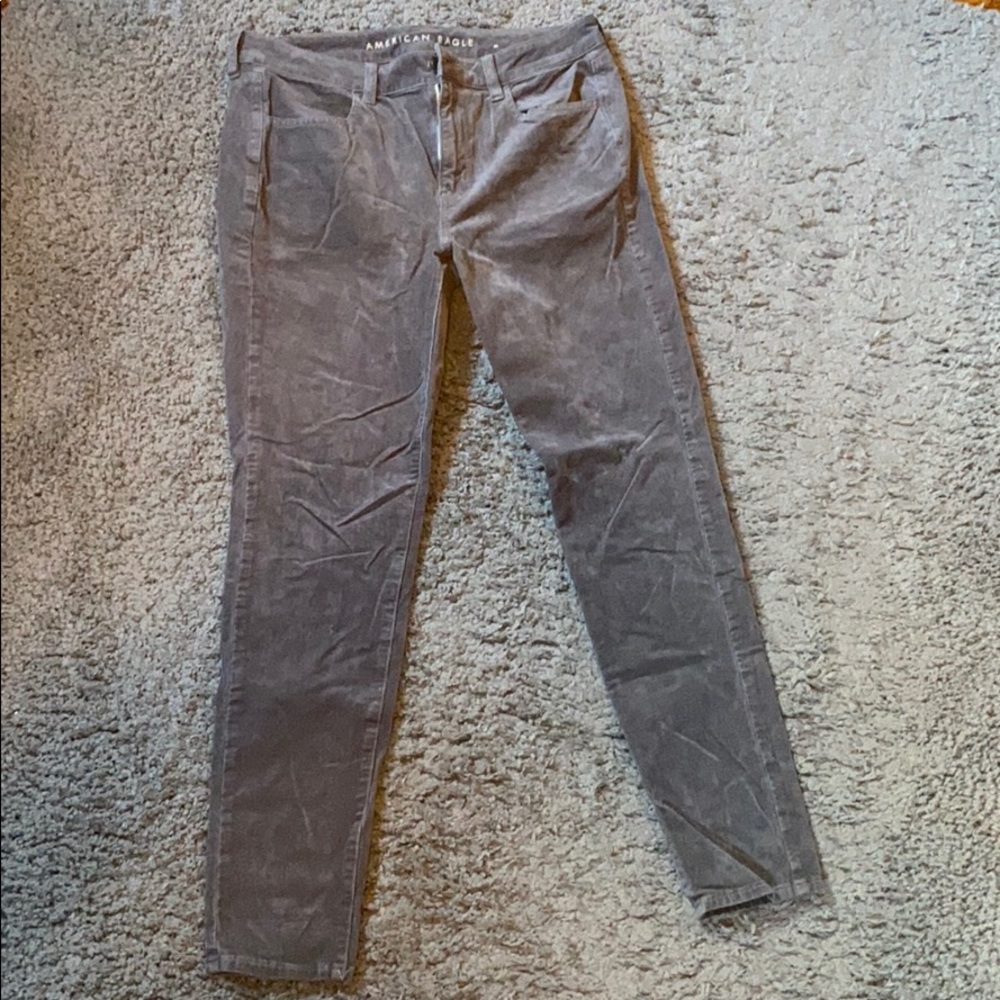 American Eagle Outfitters Hi-Rise Corduroy Jegging